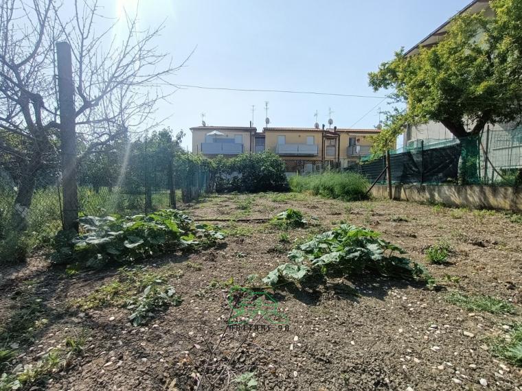 Fano - zona metaurilia - terreno in vendita