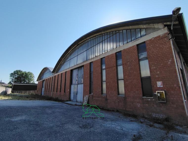 Fano - zona rosciano - capannone in vendita