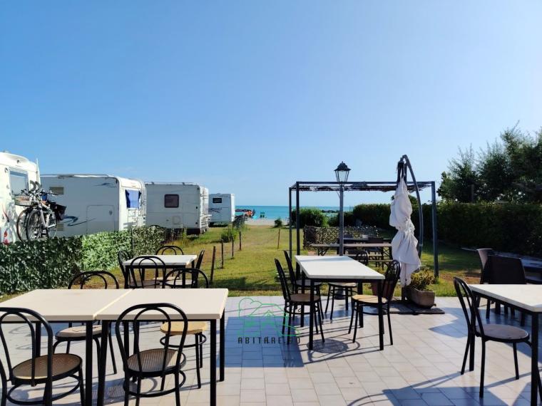 Fano - zona baia metauro - locale commerciale ristorante in vendita