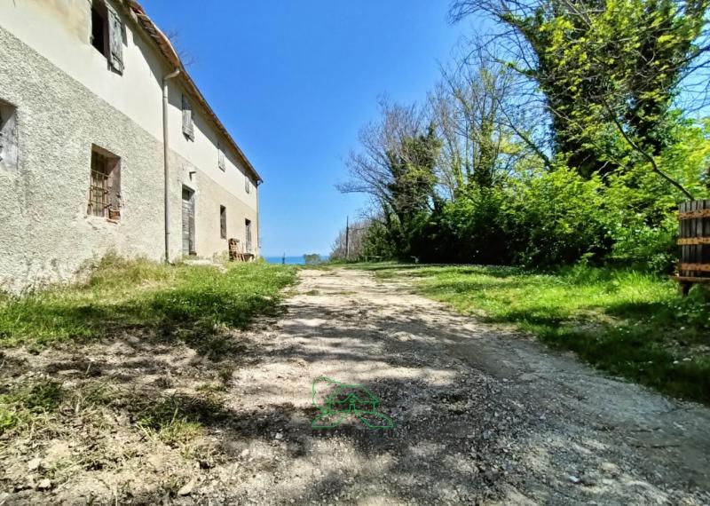 Fano - zona san biagio - rustico casolare cascina in vendita