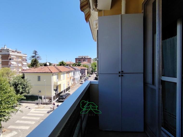 Pesaro - zona loreto - appartamento in vendita