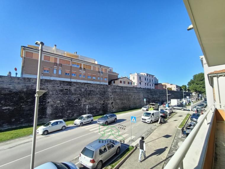 Fano - zona centro - appartamento in vendita