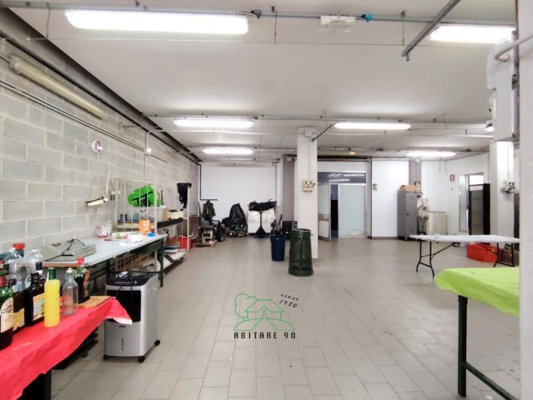 Fano - zona stadio-san lazzaro - laboratorio in locazione