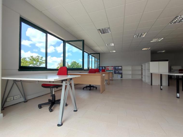 Fano - zona metaurilia - ufficio in locazione