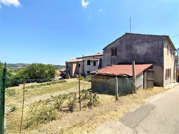 Fano - zona carignano - unifamiliare semindipendente in vendita