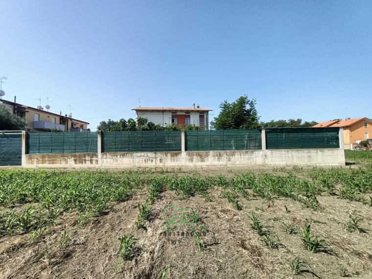 Fano - zona metaurilia - terreno in vendita