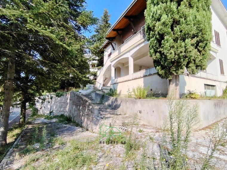 Fossombrone - unifamiliare villa in vendita