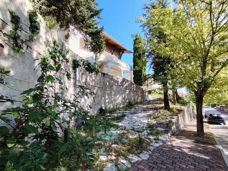 Fossombrone - unifamiliare villa in vendita