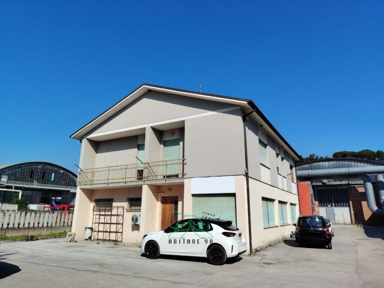 Fano - zona rosciano - ufficio in vendita