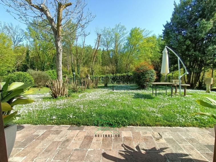 Fano - zona carignano - rustico casolare cascina in vendita