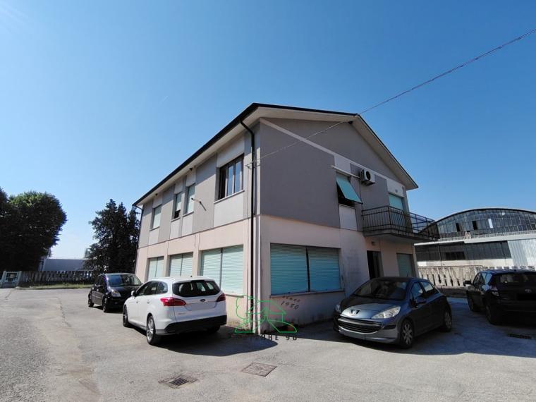 Fano - zona rosciano - ufficio in vendita