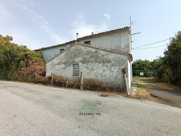 Cartoceto - rustico casolare cascina in vendita