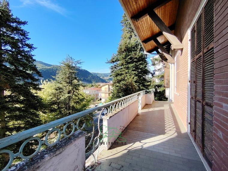 Fossombrone - unifamiliare villa in vendita