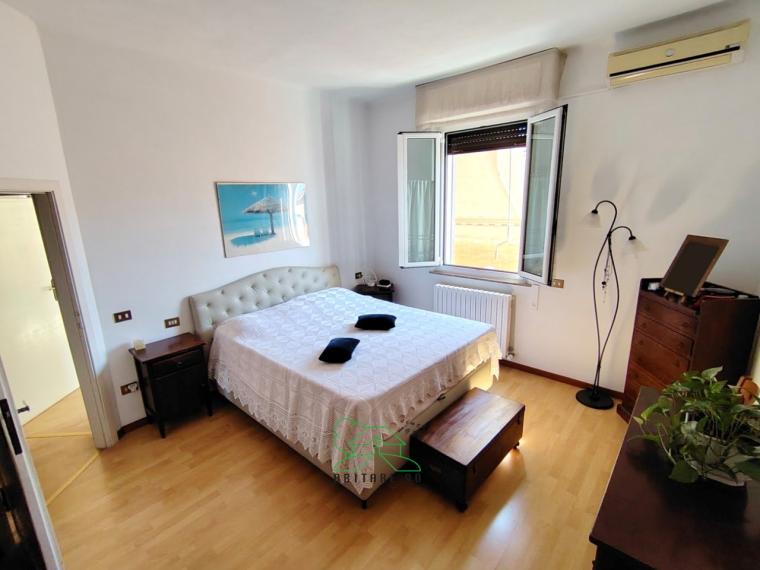 Pesaro - zona loreto - appartamento in vendita