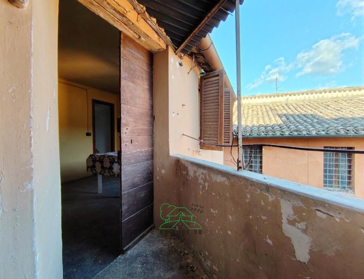 Fossombrone - zona centro storico - appartamento in vendita