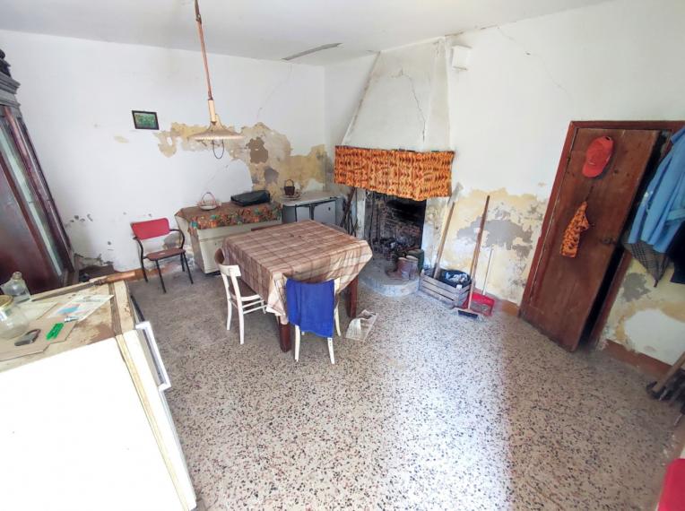 Fano - zona sant'andrea in villis - rustico casolare cascina in vendita