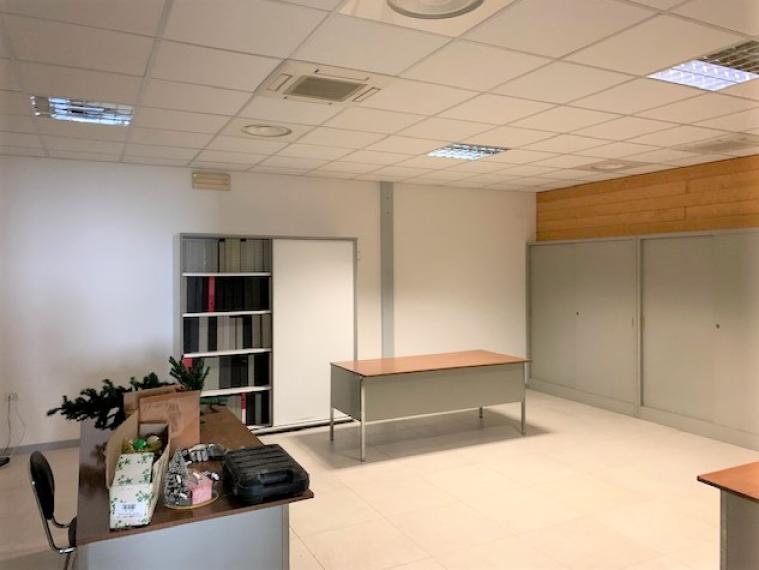 Fano - ufficio in locazione