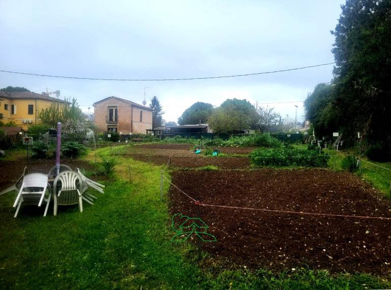 Fano - zona cimitero - terreno in vendita