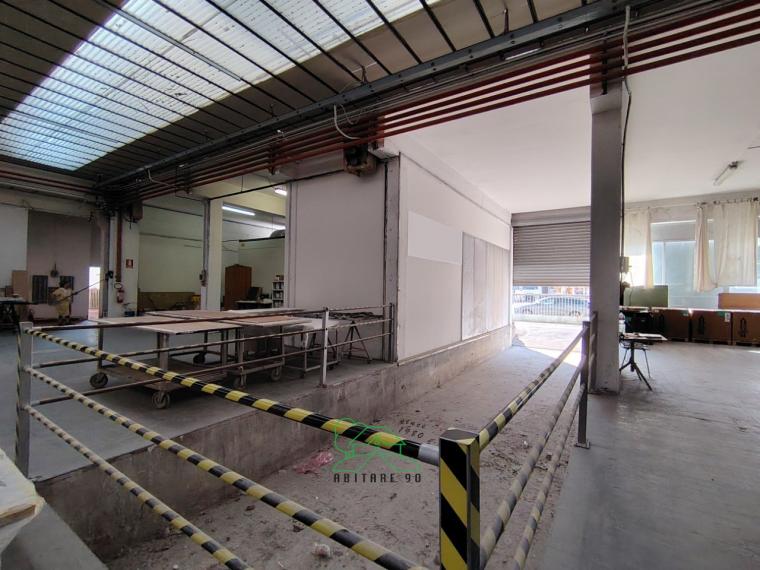 Fano - zona rosciano - capannone in vendita