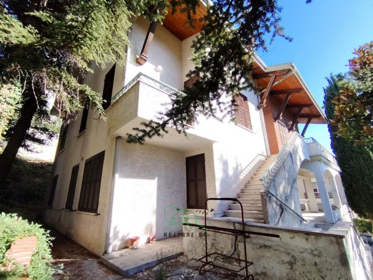Fossombrone - unifamiliare villa in vendita