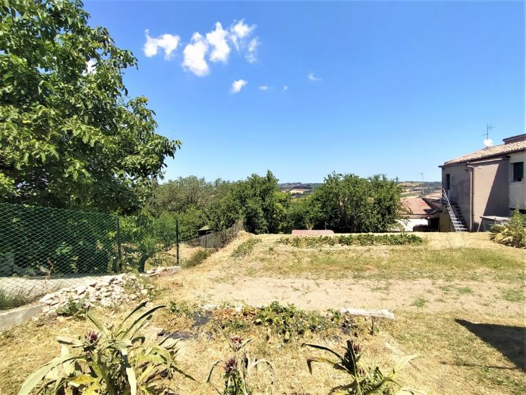 Fano - zona carignano - unifamiliare semindipendente in vendita