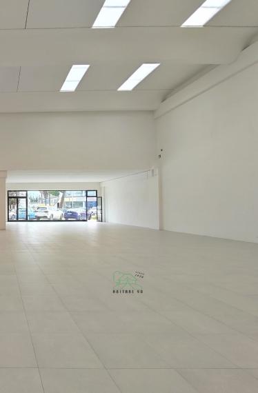 Fano - zona zuccherificio - locale commerciale negozio in vendita