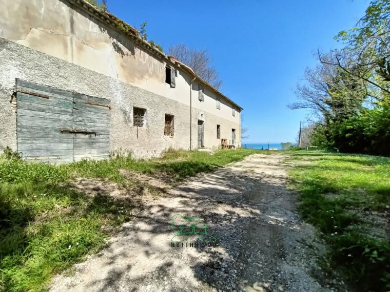 Fano - zona san biagio - rustico casolare cascina in vendita