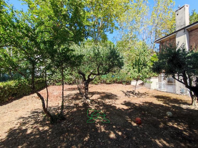 Fano - zona passeggi - unifamiliare villa in vendita