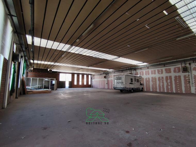 Fano - zona rosciano - capannone in vendita