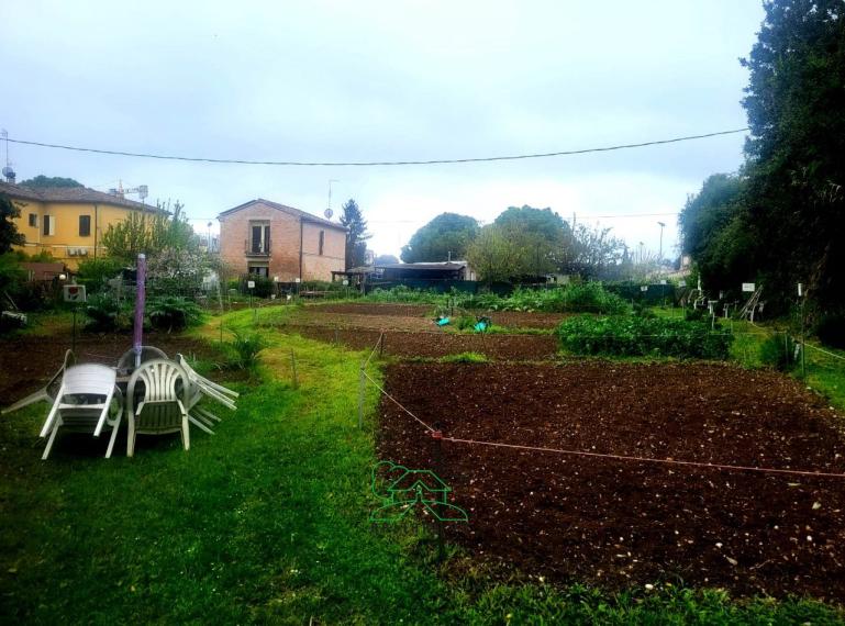 Fano - zona cimitero - terreno in vendita