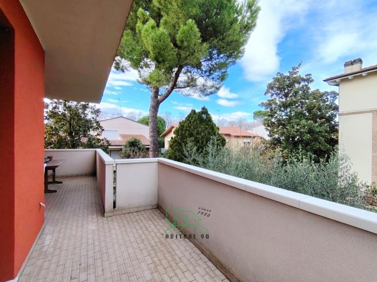 Fano - zona passeggi - appartamento in vendita