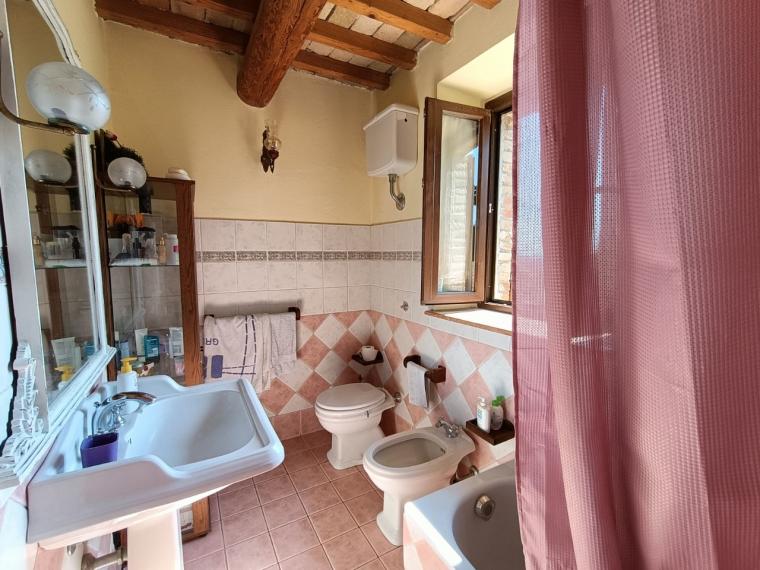 Cartoceto - rustico casolare cascina in vendita