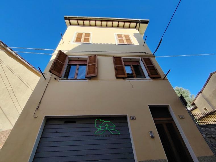 Fossombrone - zona centro storico - appartamento in vendita
