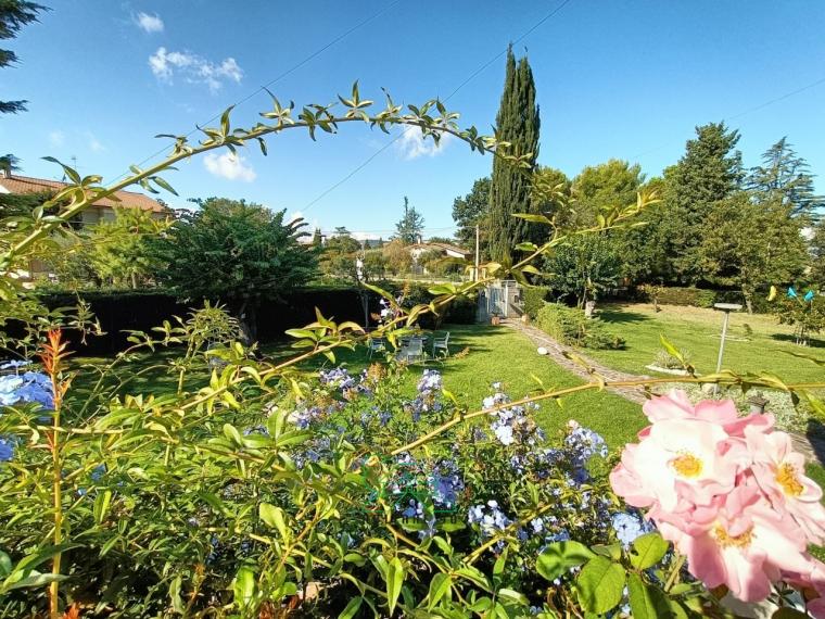 Fano - zona bellocchi - unifamiliare villa in vendita