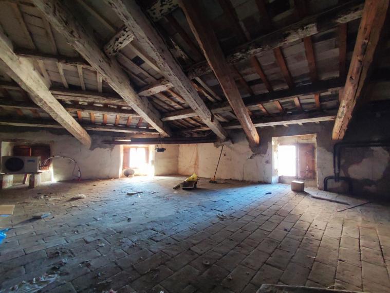 Fossombrone - zona centro storico - appartamento in vendita