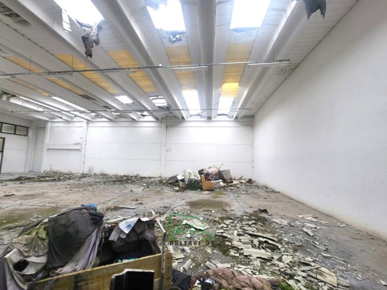Fano - zona zuccherificio - capannone in vendita