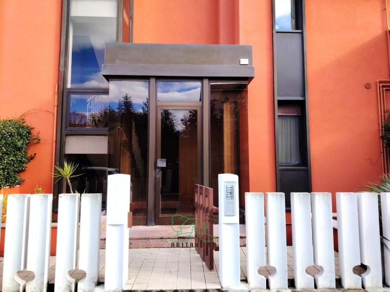 Fano - zona passeggi - appartamento in vendita
