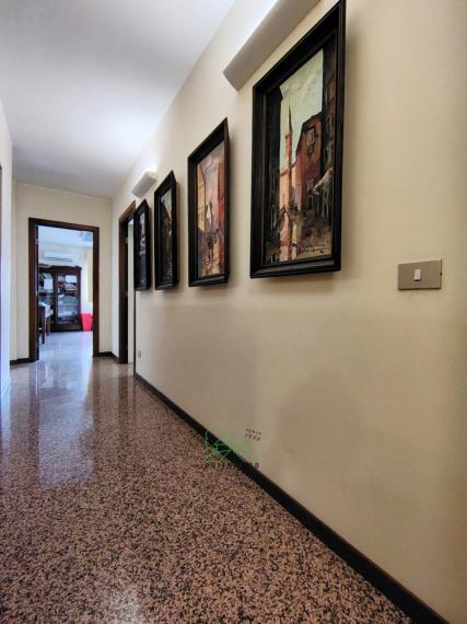 Pesaro - zona centro - ufficio in locazione