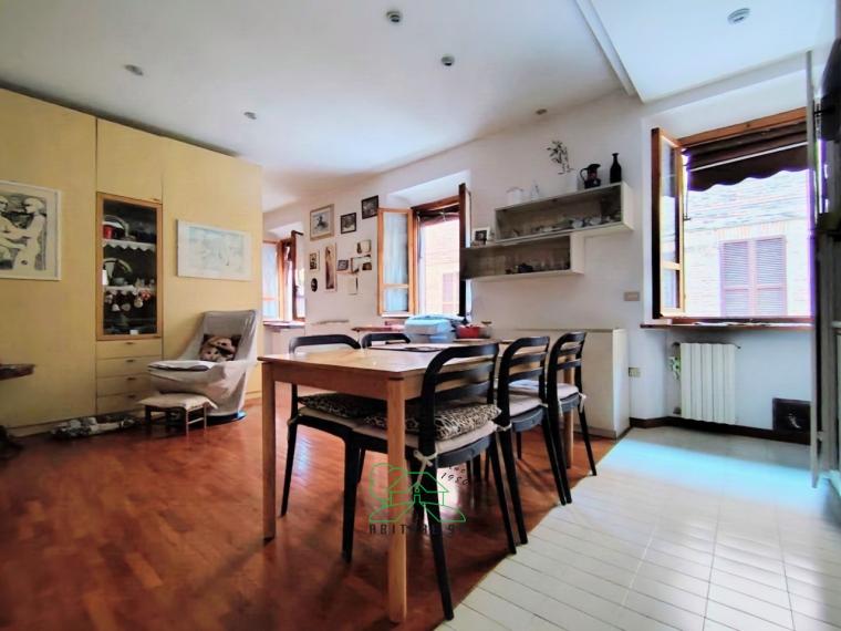 Fano - zona centro - appartamento in vendita