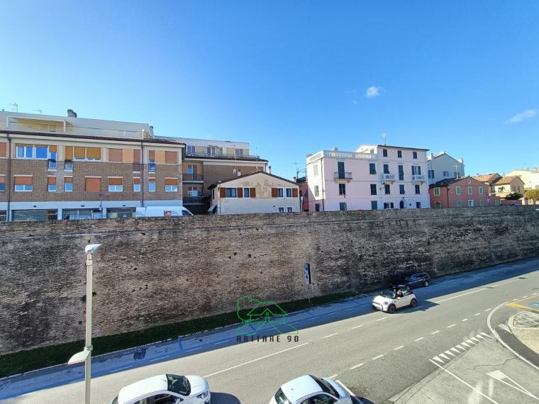 Fano - zona centro - appartamento in vendita