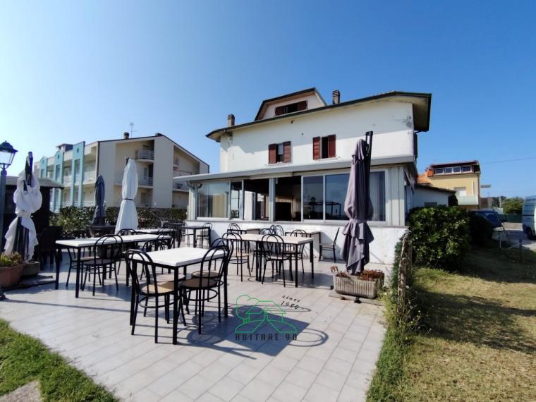 Fano - zona baia metauro - locale commerciale ristorante in vendita
