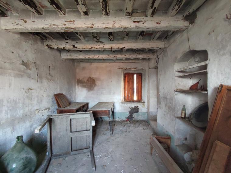 Fano - zona bellocchi - rustico casolare cascina in vendita