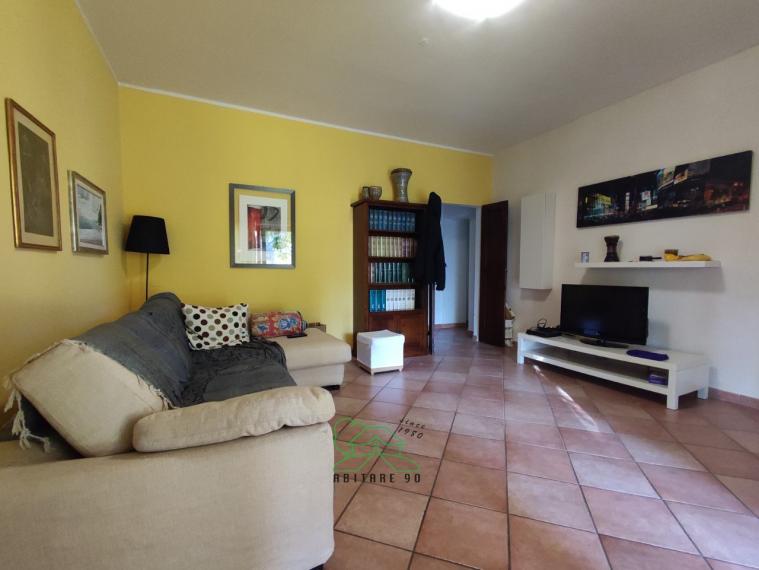 Fano - zona roncosambaccio - unifamiliare villa in vendita