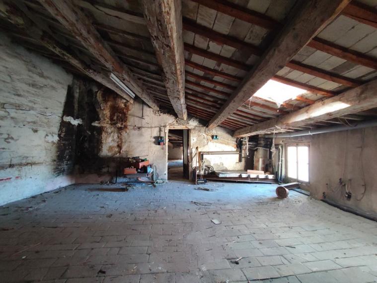 Fossombrone - zona centro storico - appartamento in vendita