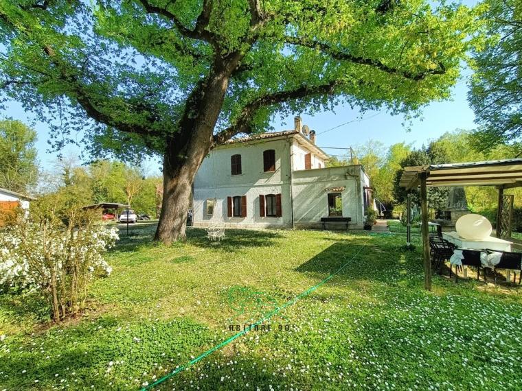 Fano - zona carignano - rustico casolare cascina in vendita