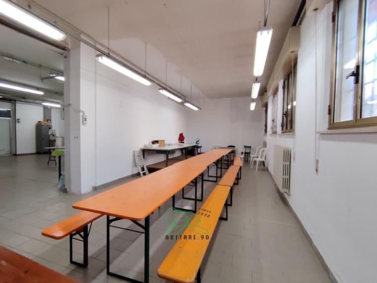 Fano - zona stadio-san lazzaro - laboratorio in locazione