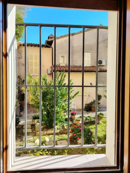 Fossombrone - zona centro storico - appartamento in vendita