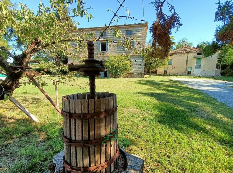 Colli al metauro - unifamiliare villa in vendita