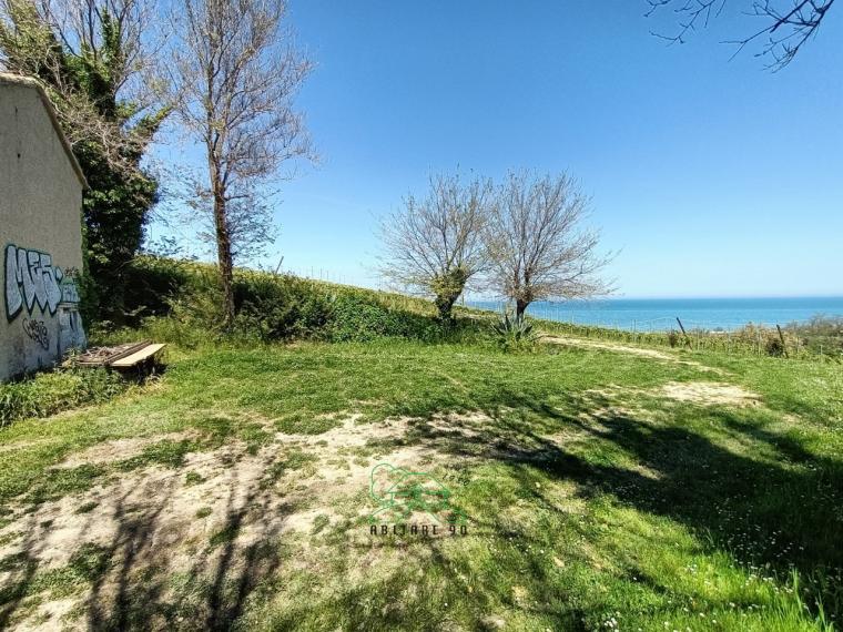 Fano - zona san biagio - rustico casolare cascina in vendita