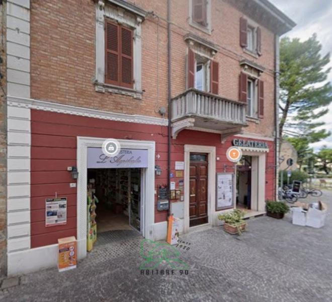 Fano - zona centro - locale commerciale negozio in locazione